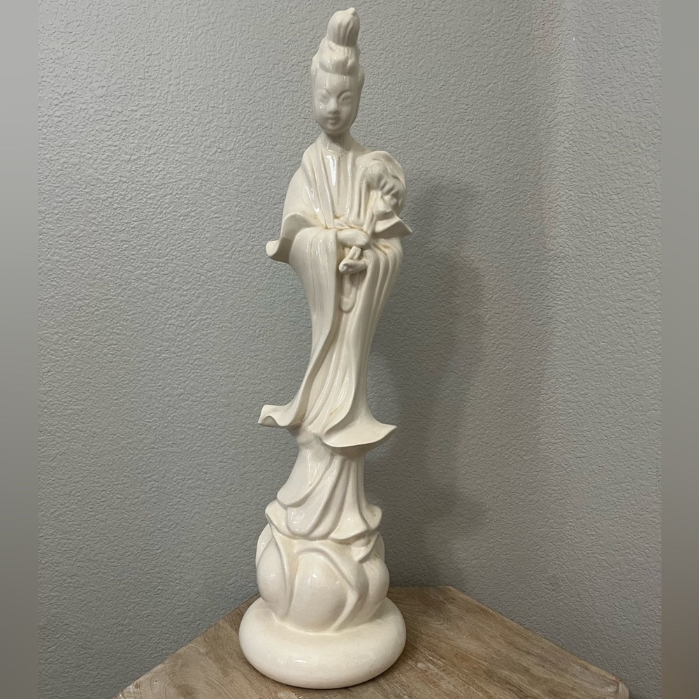 Vintage Asian Figurine